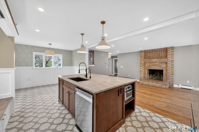 10 Grant Farm Road, Manchester, CT 06040