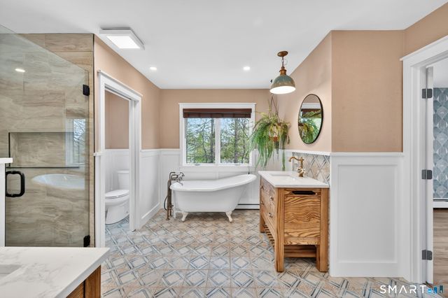 10 Grant Farm Road, Manchester, CT 06040