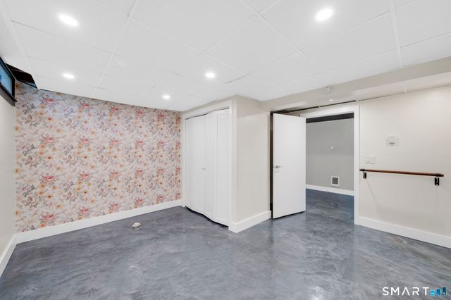 10 Grant Farm Road, Manchester, CT 06040