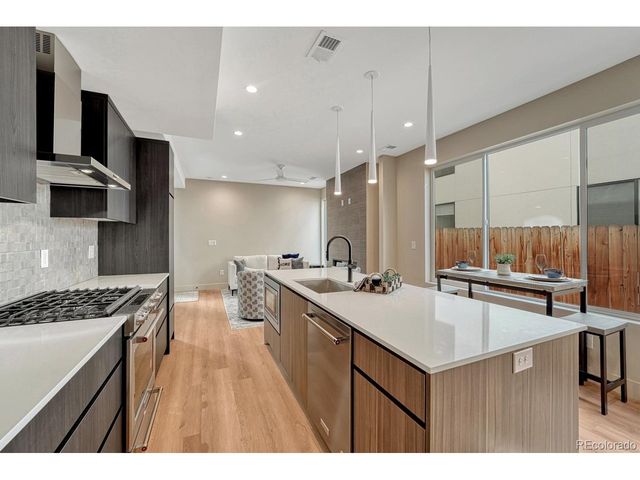 2323 S High St, Denver, CO 80210