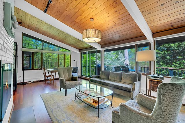 120 Kitchawan Road, Pound Ridge, NY 10576