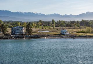 381 3 Crabs Road, Sequim, WA 98382