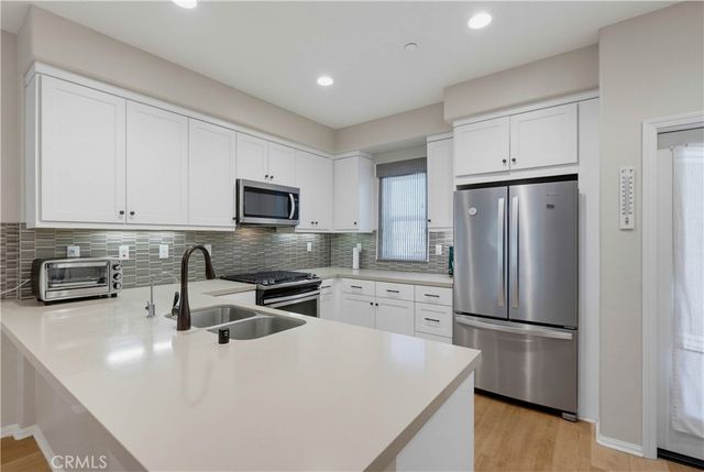 3320 W Mirano, Anaheim, CA 92801