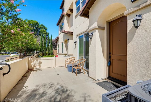 3320 W Mirano, Anaheim, CA 92801