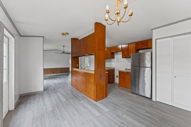 118 Canvasback N, Baytown, TX 77523