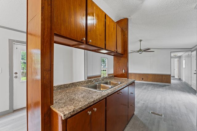 118 Canvasback N, Baytown, TX 77523