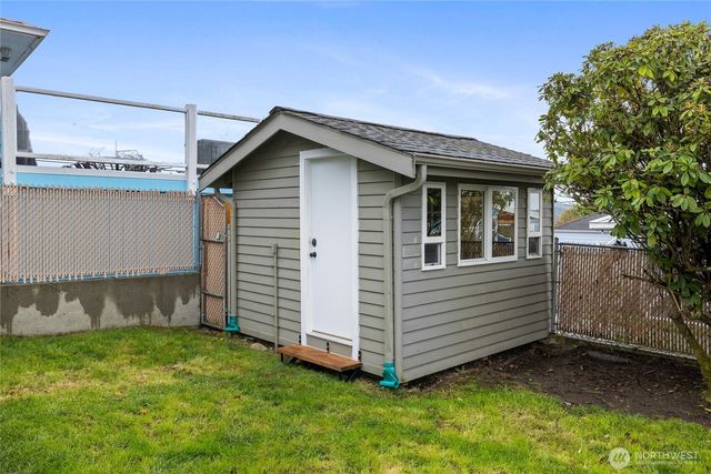 2411 E 13th Street, Bremerton, WA 98310