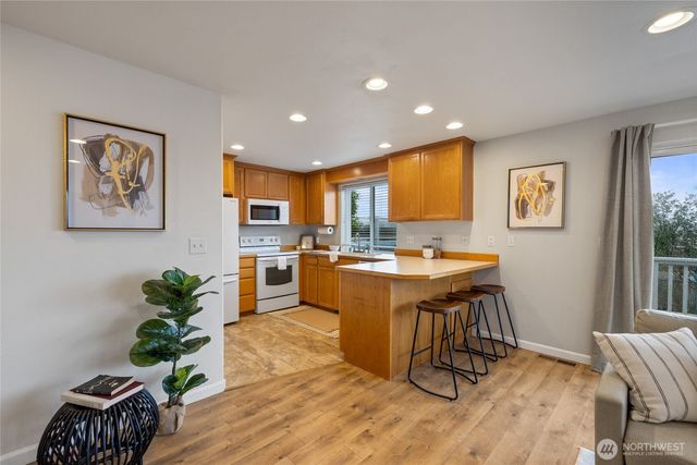 2411 E 13th Street, Bremerton, WA 98310