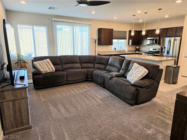 2882 Timber Country Road, North Las Vegas, NV 89086