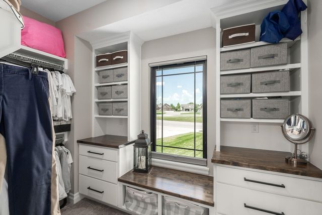 2905 W 58TH STREET N, Wichita, KS 67204