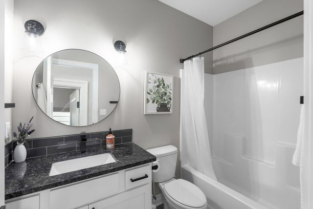 2905 W 58TH STREET N, Wichita, KS 67204