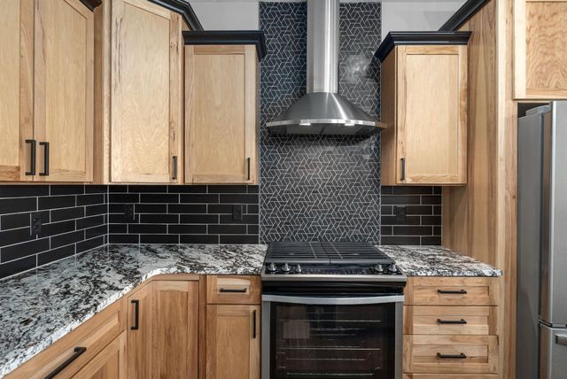 2905 W 58TH STREET N, Wichita, KS 67204