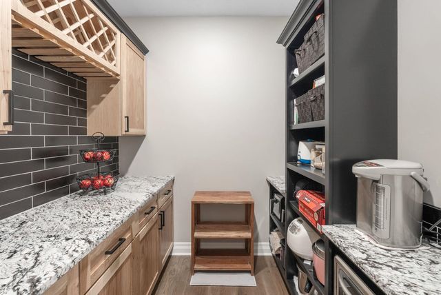 2905 W 58TH STREET N, Wichita, KS 67204