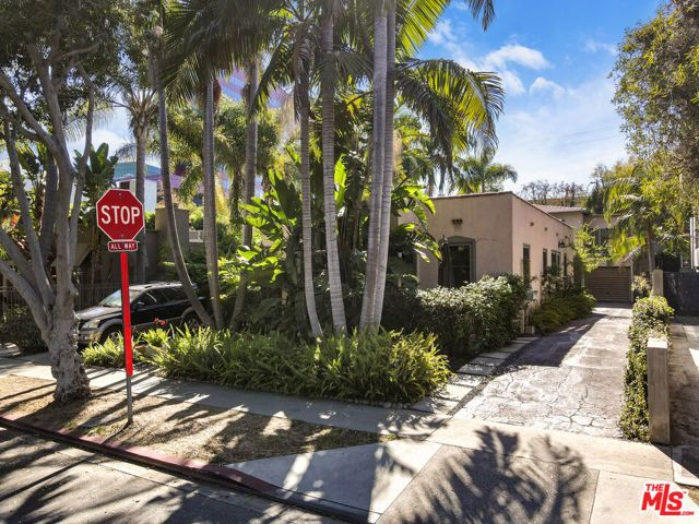 803 Huntley Drive, West Hollywood, CA 90069