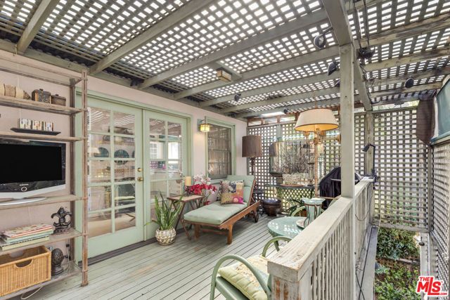 803 Huntley Drive, West Hollywood, CA 90069