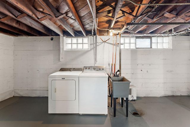 2034 Stillwater Avenue E, Saint Paul, MN 55119