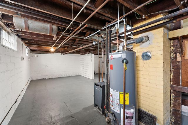 2034 Stillwater Avenue E, Saint Paul, MN 55119