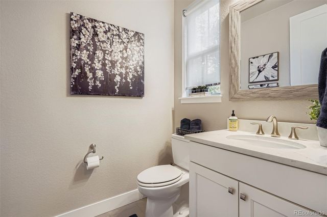 10414 Maplebrook Way, Highlands Ranch, CO 80126