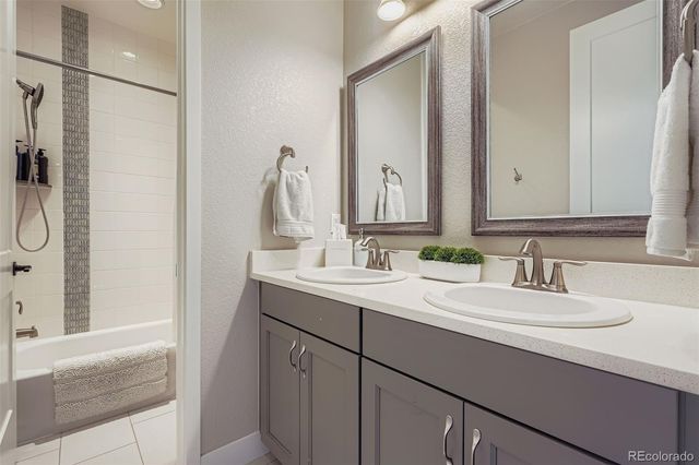 10414 Maplebrook Way, Highlands Ranch, CO 80126