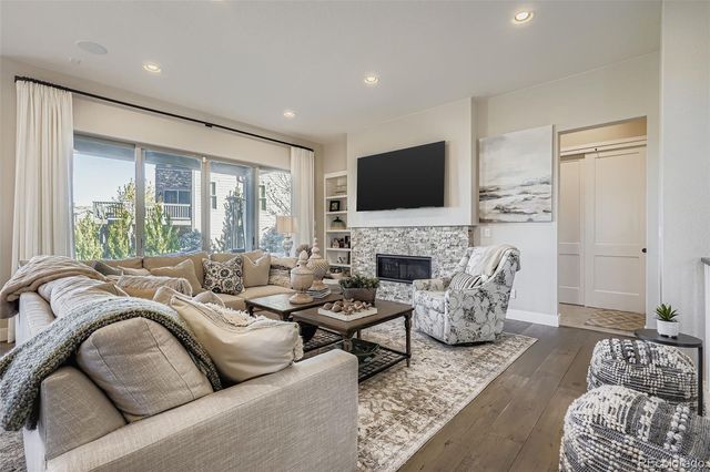 10414 Maplebrook Way, Highlands Ranch, CO 80126