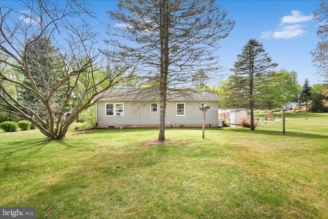 445 SCOTCH PINE RD, Dillsburg, PA 17019