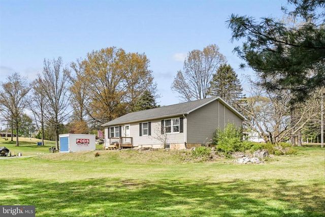 445 SCOTCH PINE RD, Dillsburg, PA 17019