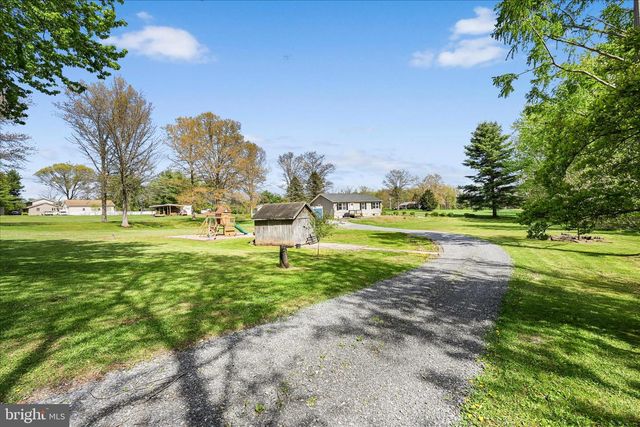 445 SCOTCH PINE RD, Dillsburg, PA 17019