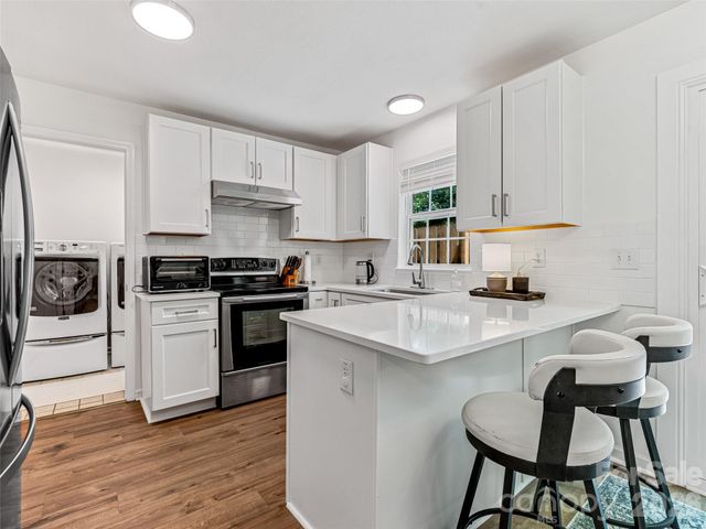 155 Wiltshire Circle, Fletcher, NC 28732