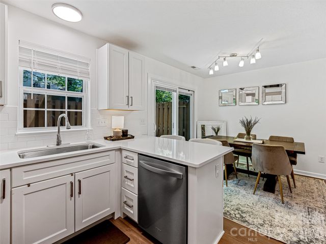 155 Wiltshire Circle, Fletcher, NC 28732