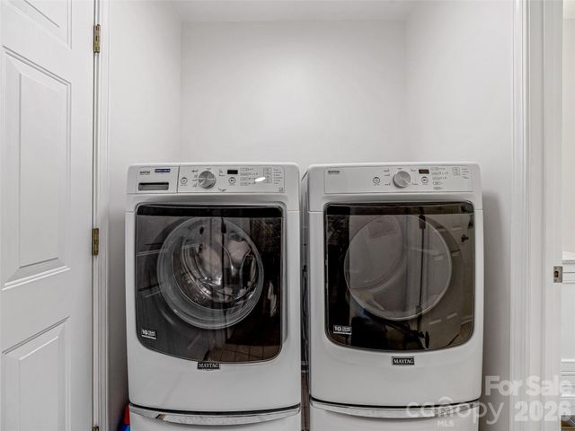 155 Wiltshire Circle, Fletcher, NC 28732