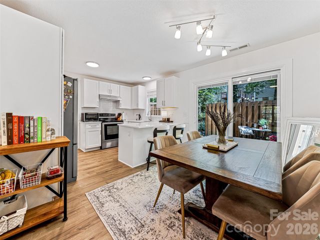 155 Wiltshire Circle, Fletcher, NC 28732