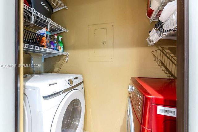 19999 E Country Club Dr 1302, Aventura, FL 33180