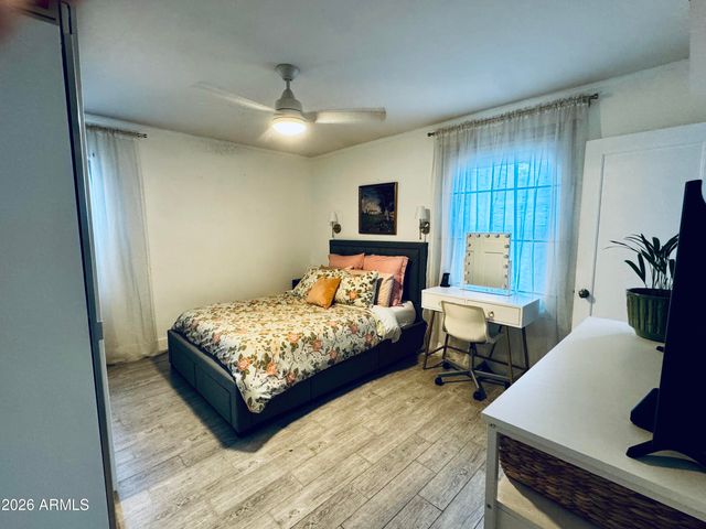 705 W WILSHIRE Drive, Phoenix, AZ 85007
