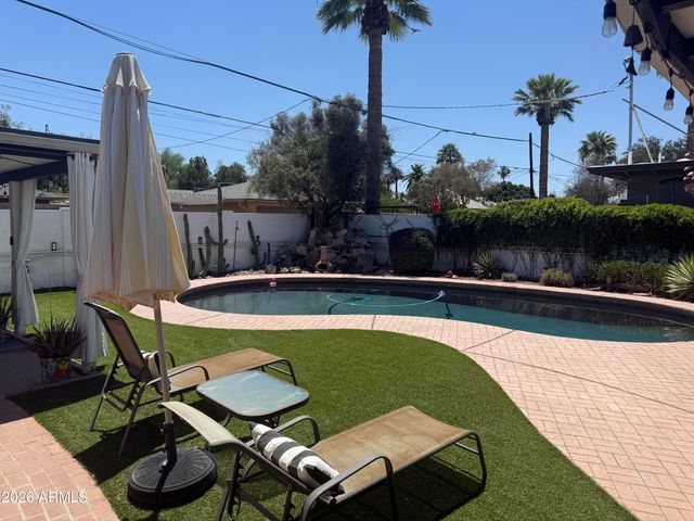 705 W WILSHIRE Drive, Phoenix, AZ 85007