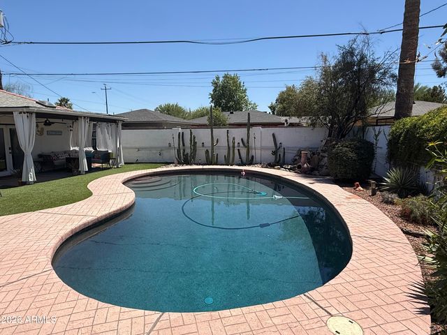 705 W WILSHIRE Drive, Phoenix, AZ 85007