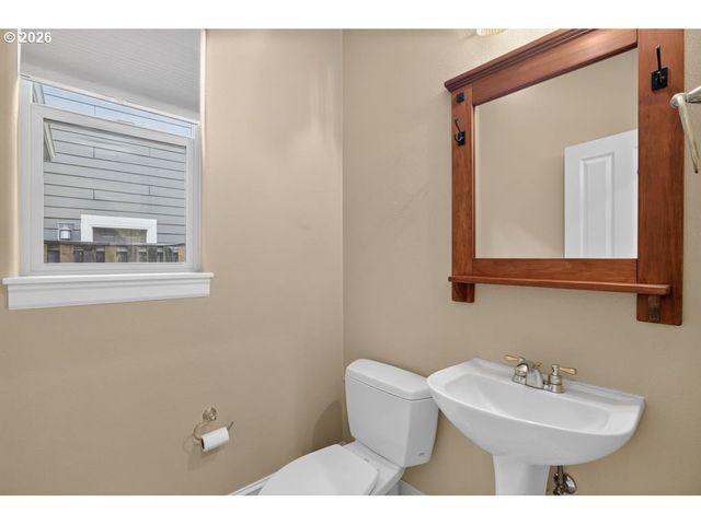 17458 Sw 135TH Pl, Portland, OR 97224