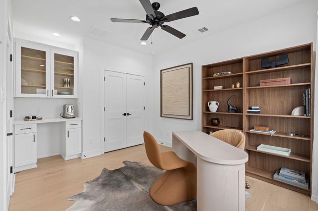 8707 Ojeman Villas Drive, Houston, TX 77055