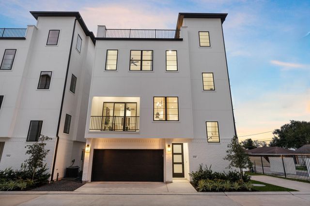 8707 Ojeman Villas Drive, Houston, TX 77055