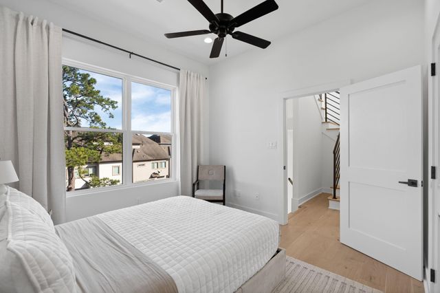 8707 Ojeman Villas Drive, Houston, TX 77055