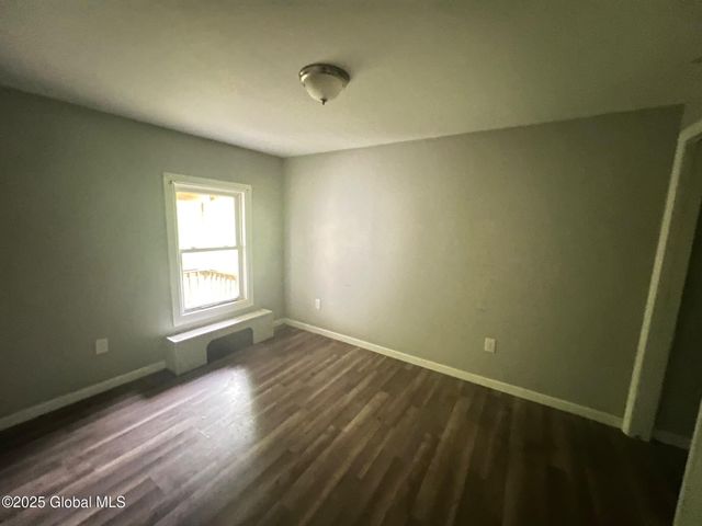 31-33 Malta Avenue, Ballston Spa, NY 12020