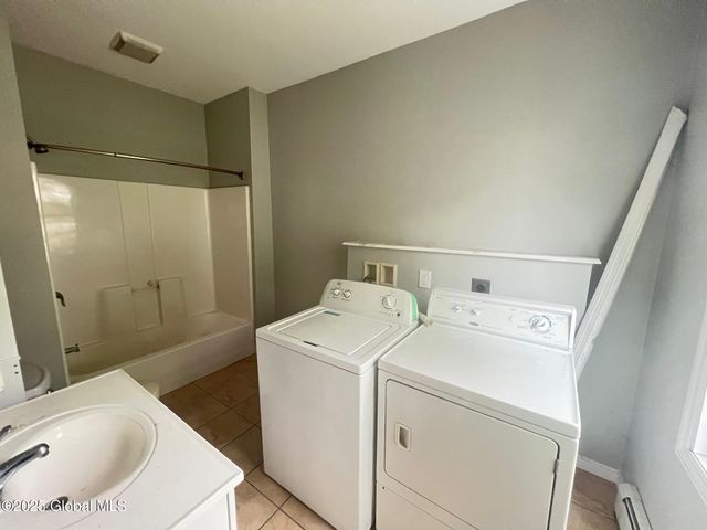 31-33 Malta Avenue, Ballston Spa, NY 12020