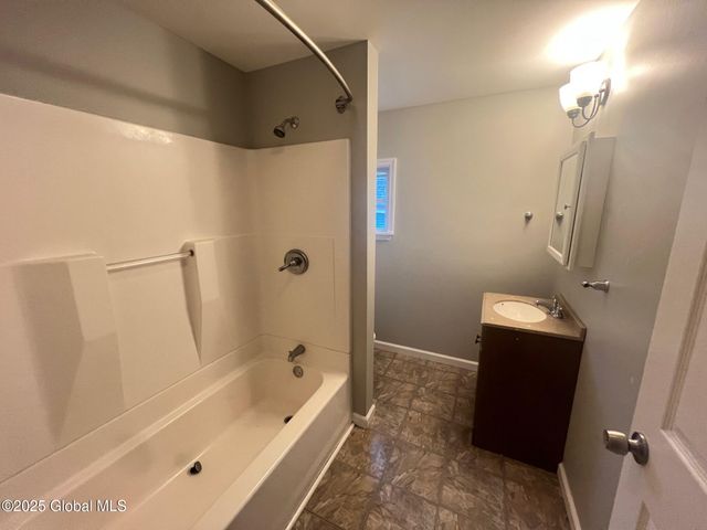 31-33 Malta Avenue, Ballston Spa, NY 12020