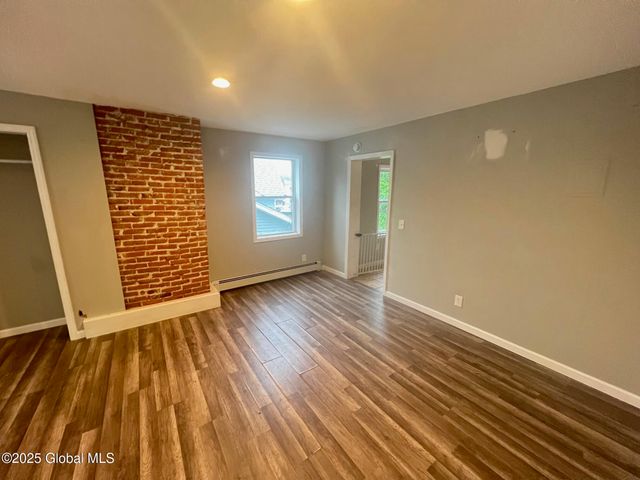 31-33 Malta Avenue, Ballston Spa, NY 12020