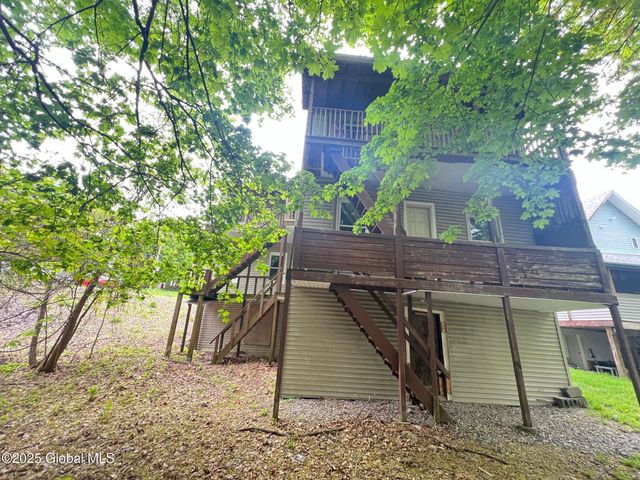 31-33 Malta Avenue, Ballston Spa, NY 12020