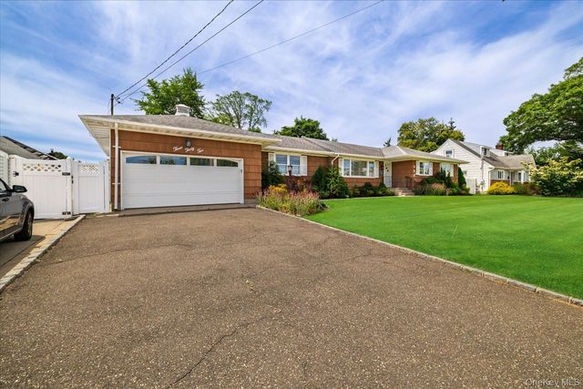 332 Marcy Street, West Babylon, NY 11704