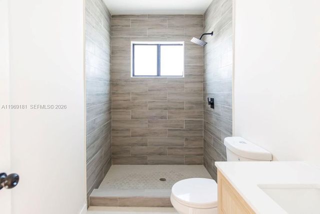415 E 52nd Street, Hialeah, FL 33013