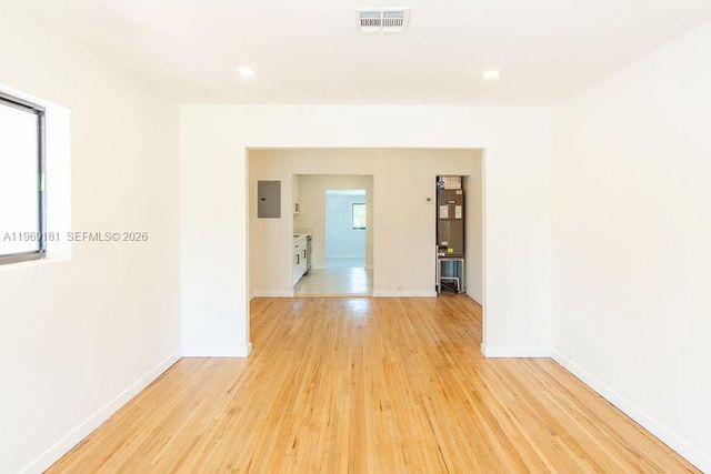 415 E 52nd Street, Hialeah, FL 33013
