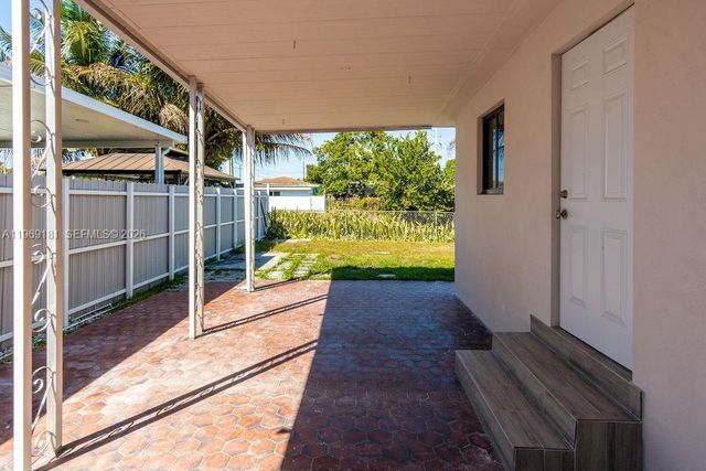 415 E 52nd Street, Hialeah, FL 33013