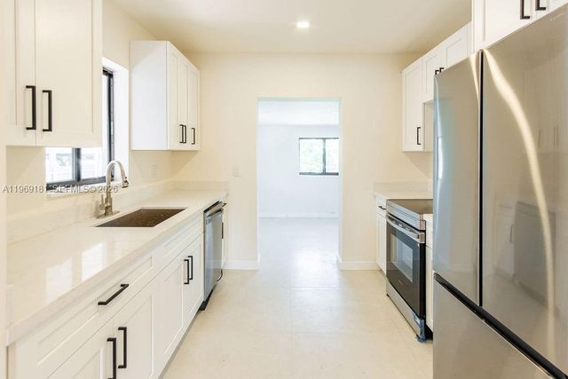 415 E 52nd Street, Hialeah, FL 33013