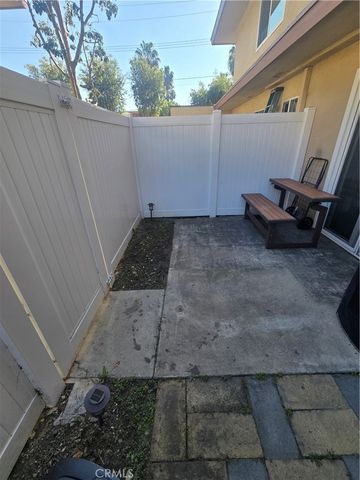 8792 Valley View B, Buena Park, CA 90620
